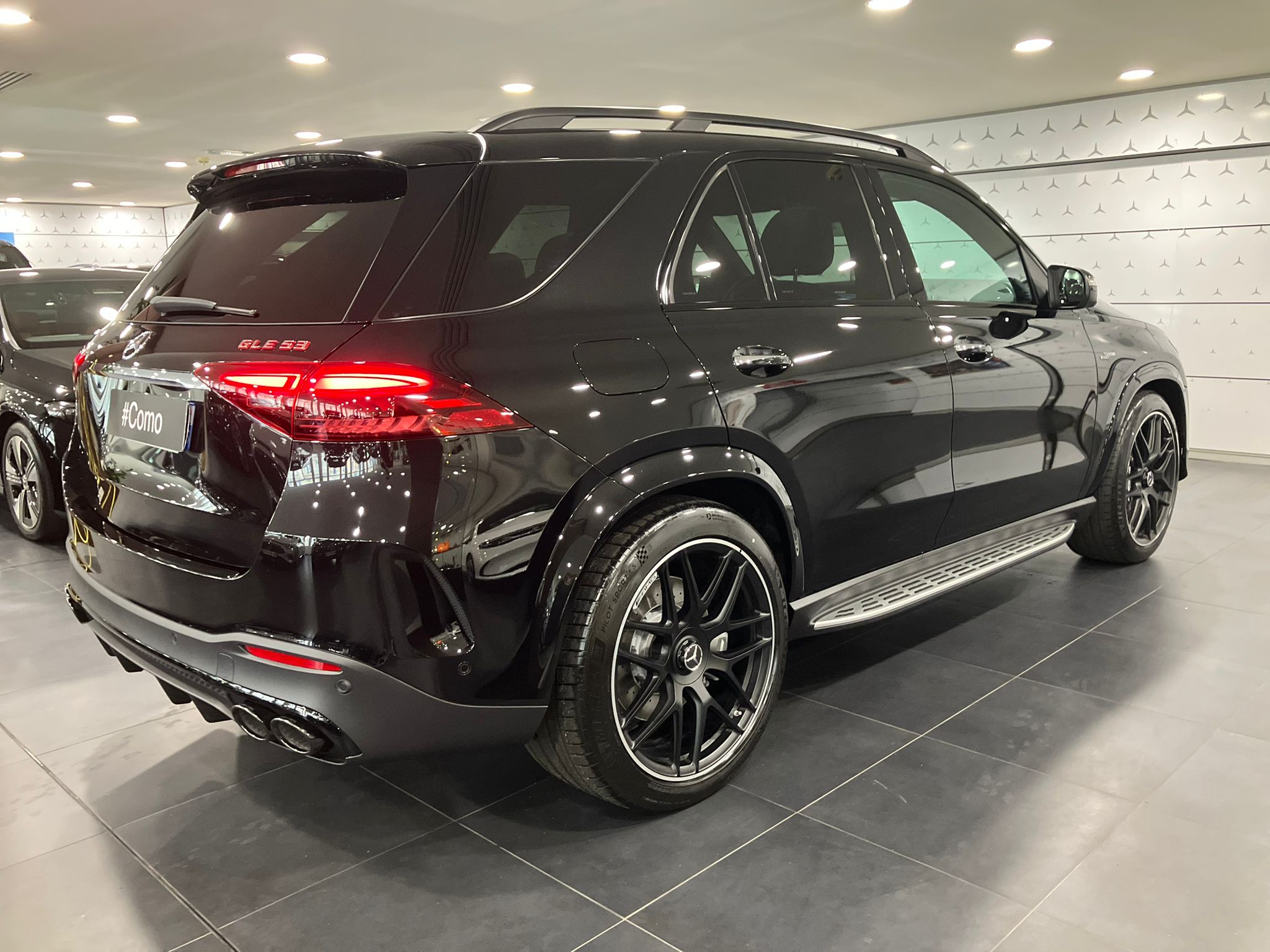 Mercedes-Benz GLE 53 Hybride AMG 9G-SPEEDSHIFT AMG 4Matic+ — Pneu avant droit