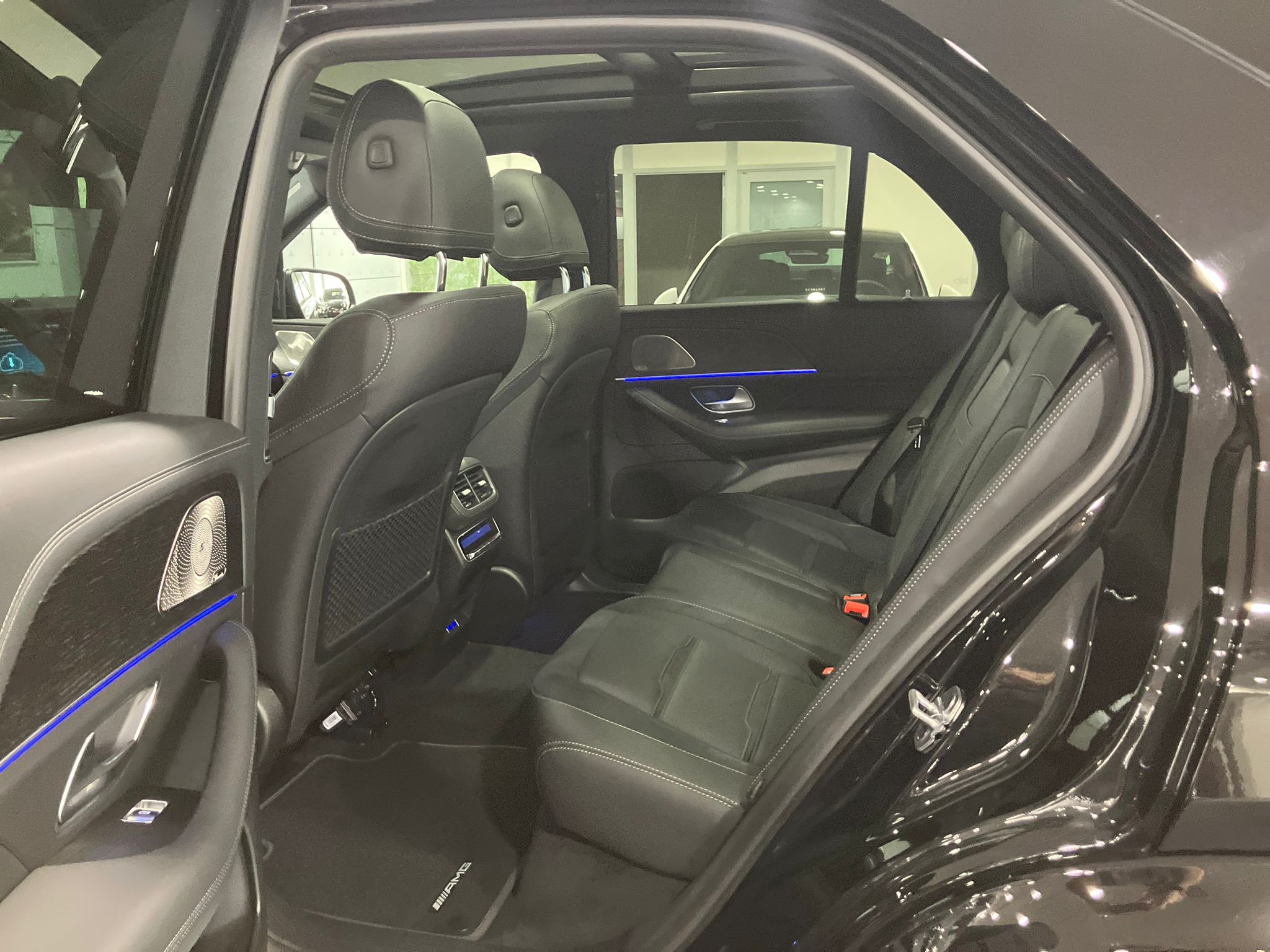 Mercedes-Benz GLE 53 Hybride AMG 9G-SPEEDSHIFT AMG 4Matic+ — Siège arrière gauche