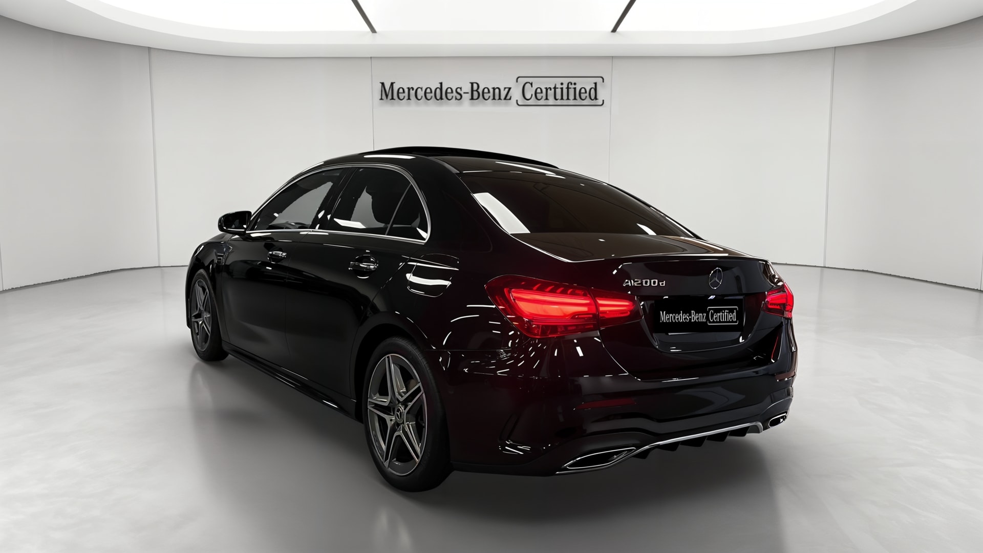 Mercedes-Benz Classe A 200 d 8G-DCT AMG Line — 3/4 arrière gauche
