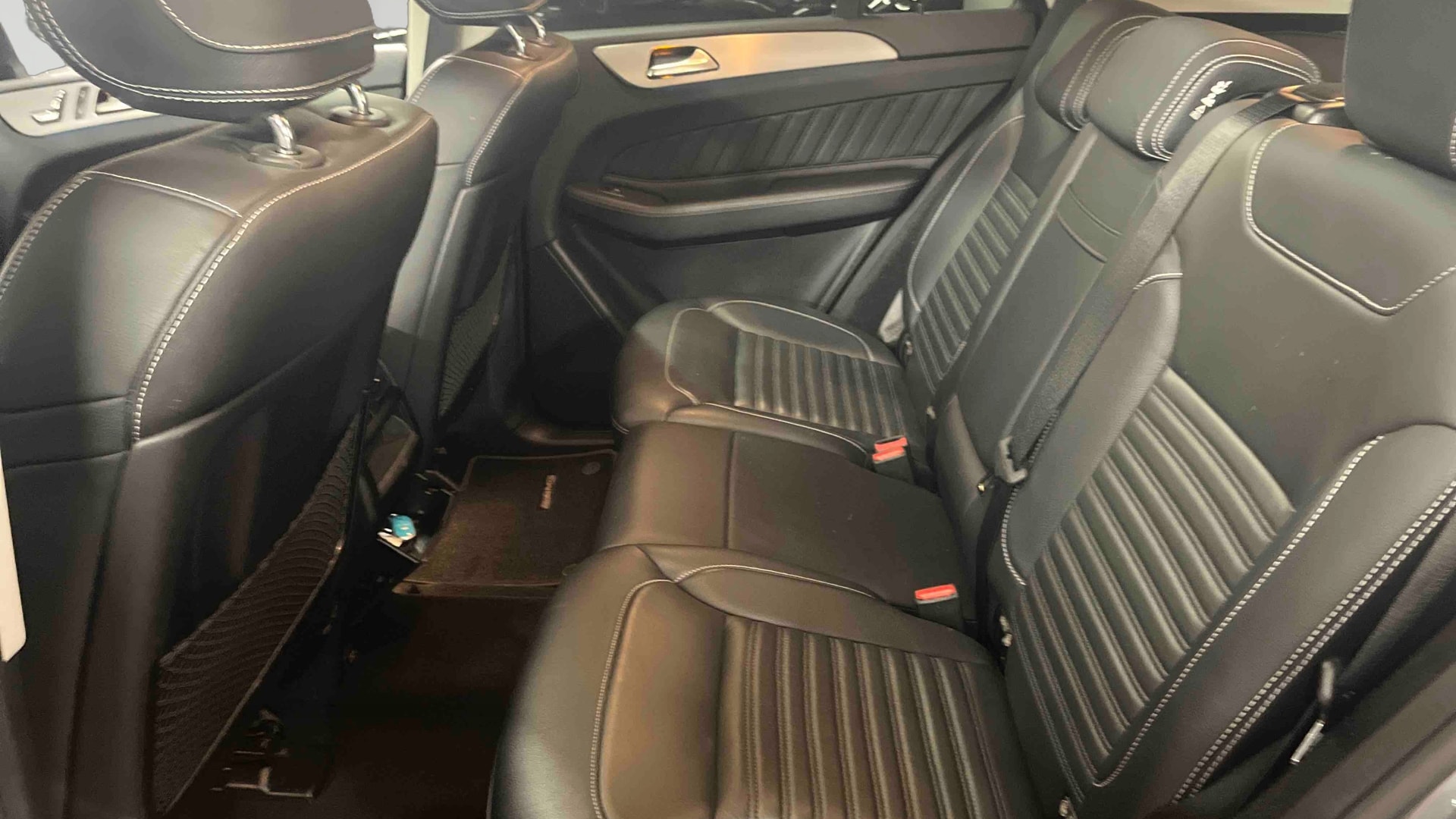 Mercedes-Benz GLE 500 e 7G-Tronic Plus 4Matic Executive — Siège arrière gauche