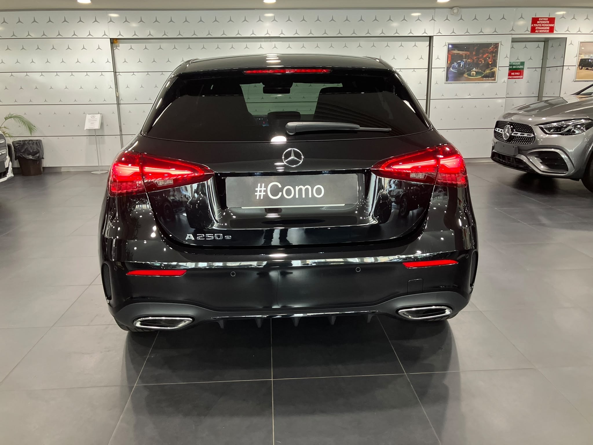 Mercedes-Benz Classe A 250 e Hybrid EQ AMG Line — Face arrière