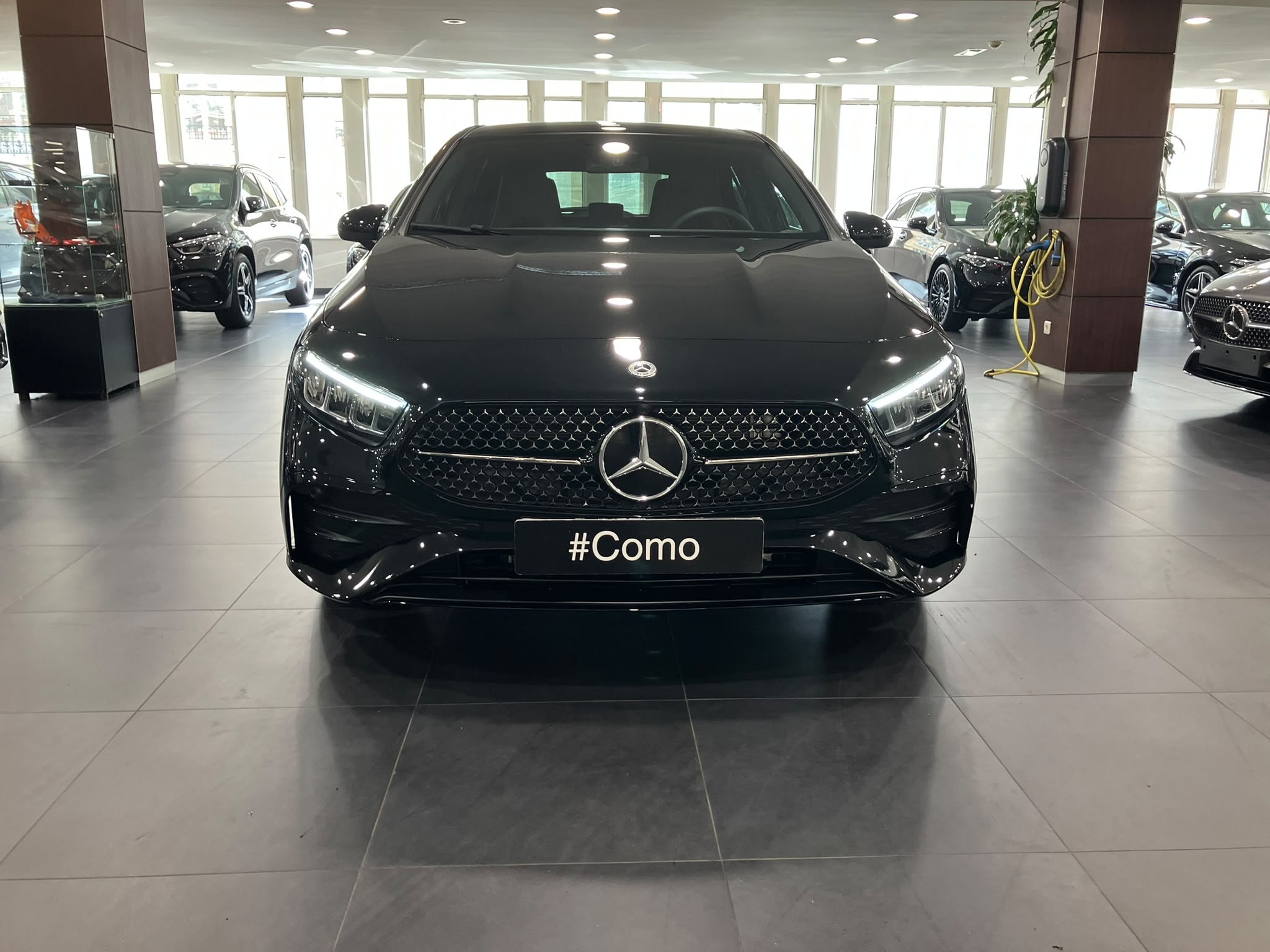 Mercedes-Benz Classe A 250 e Hybrid EQ AMG Line — Face avant