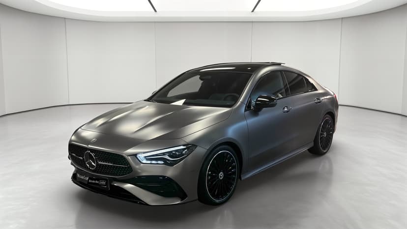 Mercedes-Benz CLA Coupé 180 7G-DCT AMG Line — 3/4 avant gauche