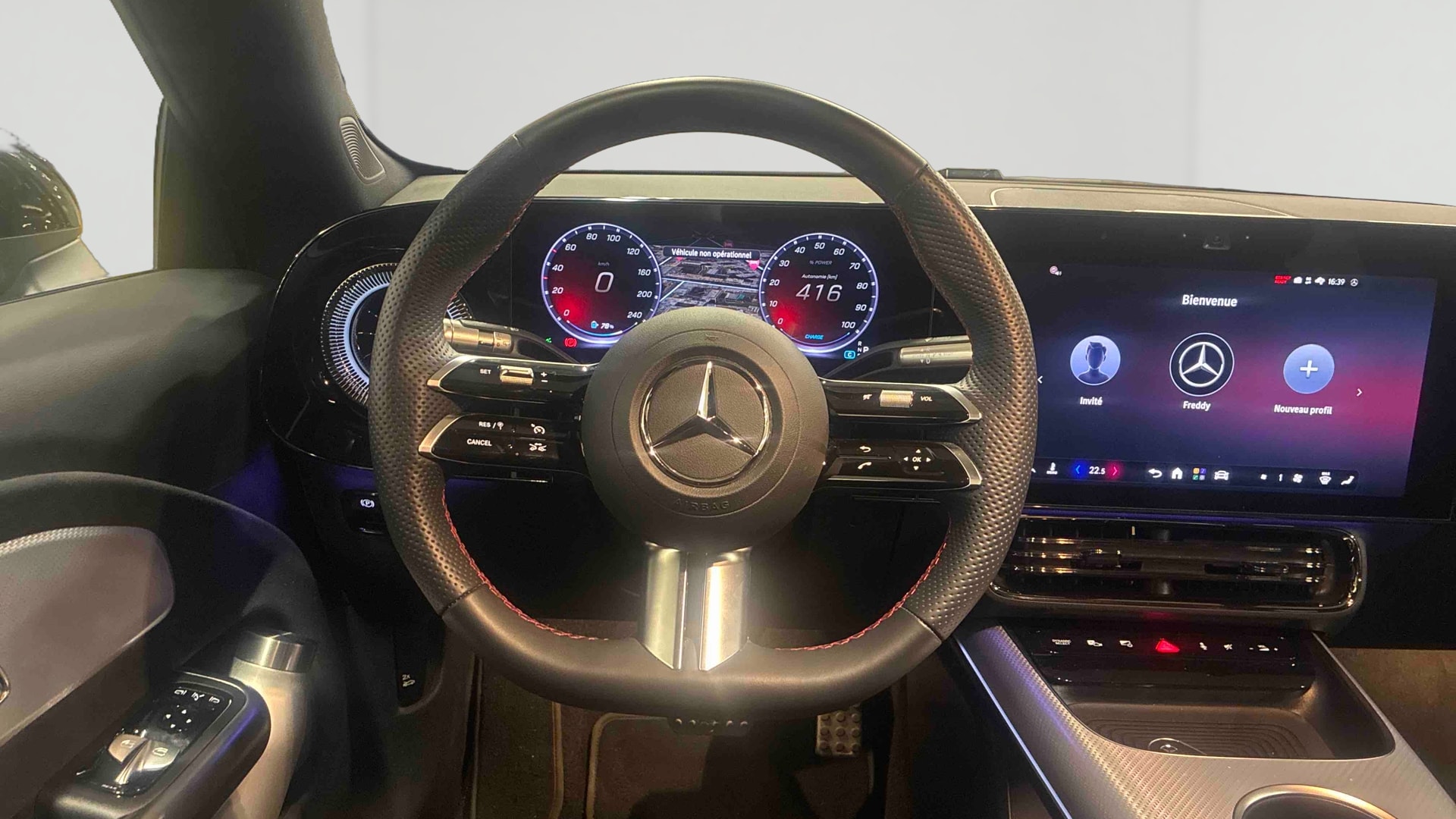 Mercedes-Benz CLA Shooting Brake 250+ avec technologie EQ AMG Line — Poste de pilotage
