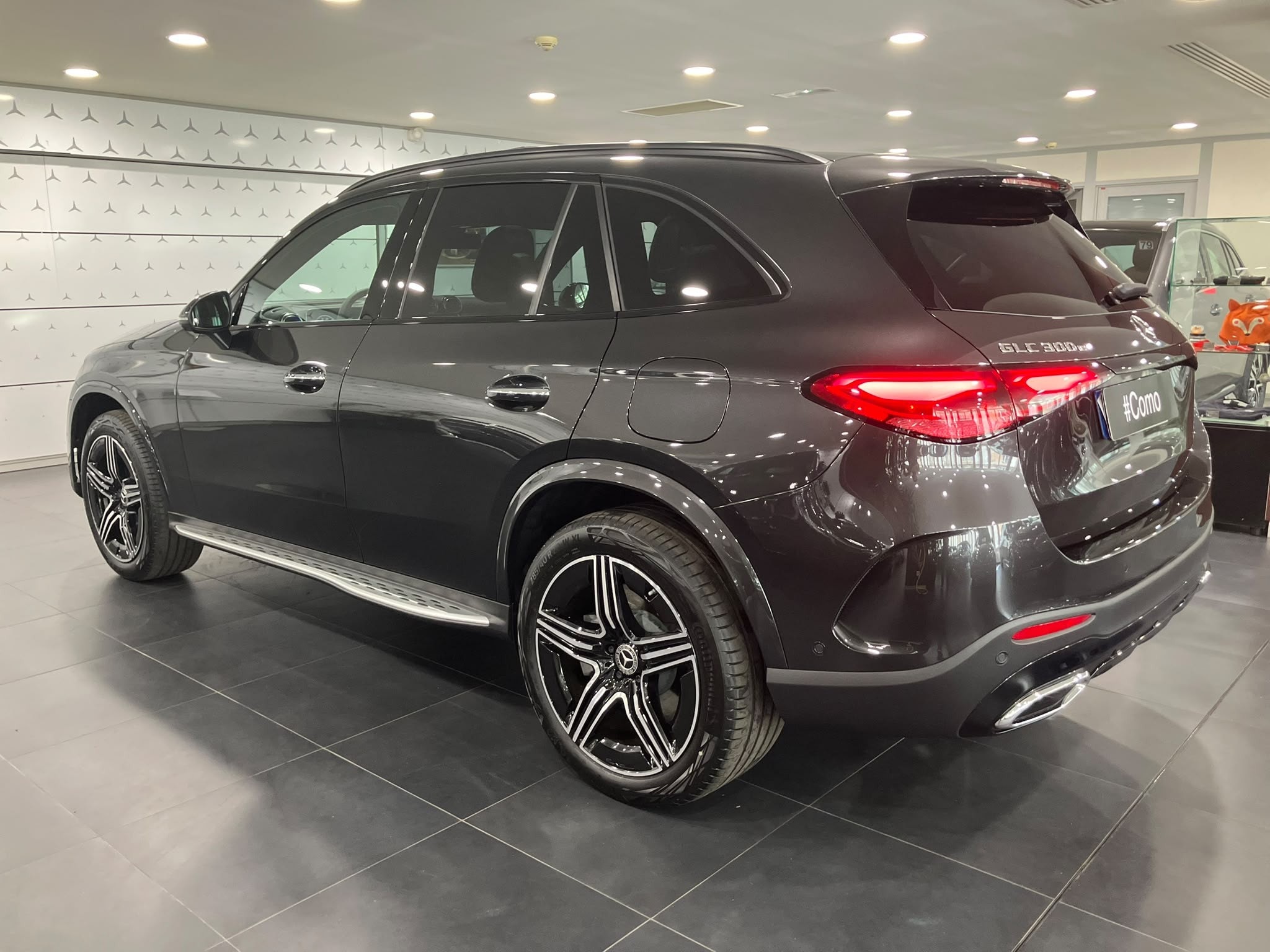 Mercedes-Benz GLC 300 e Hybrid EQ 4Matic AMG Line + — 3/4 arrière gauche