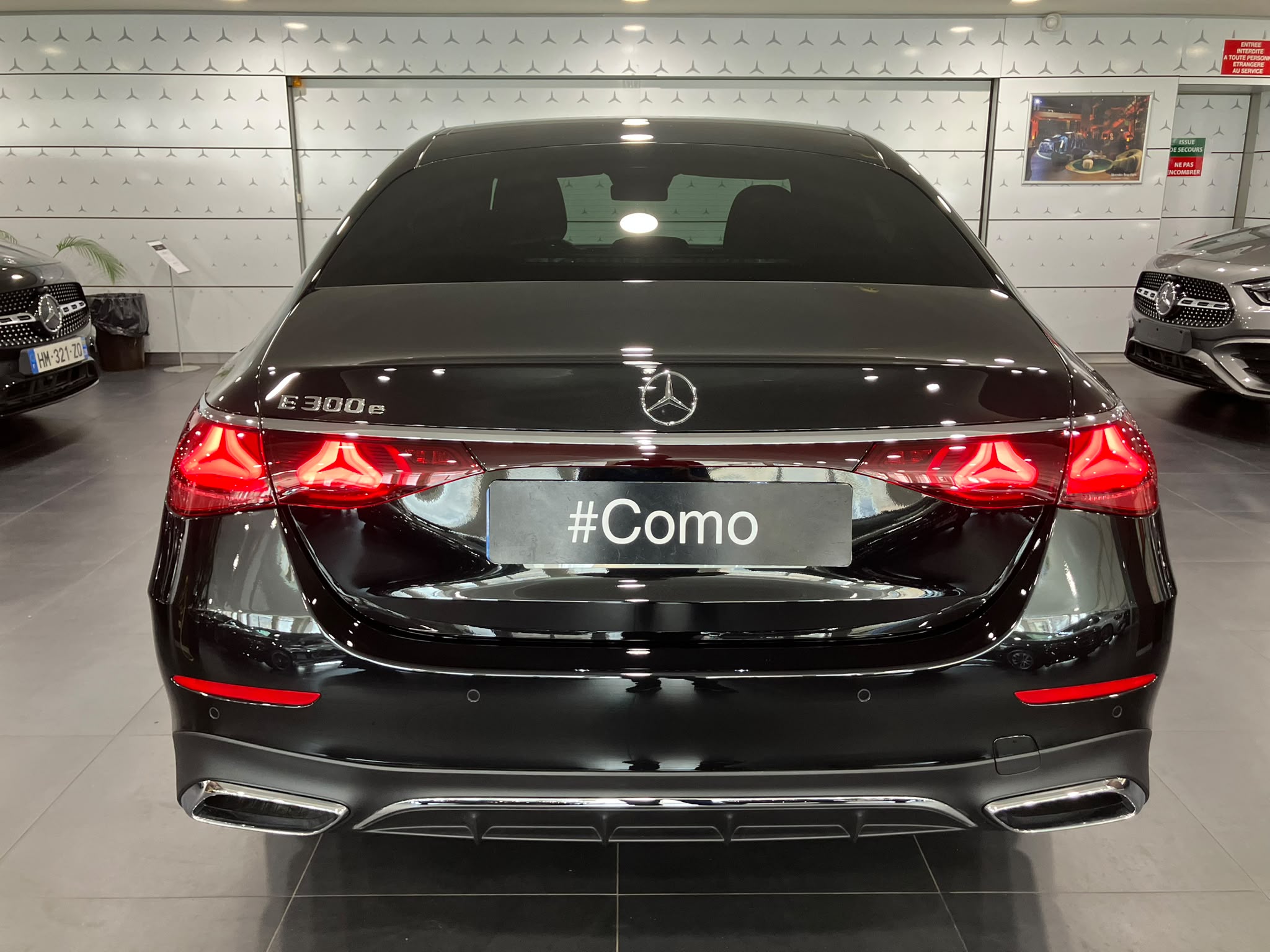 Mercedes-Benz Classe E 300 e Hybrid EQ 9G-Tronic AMG Line — Face arrière
