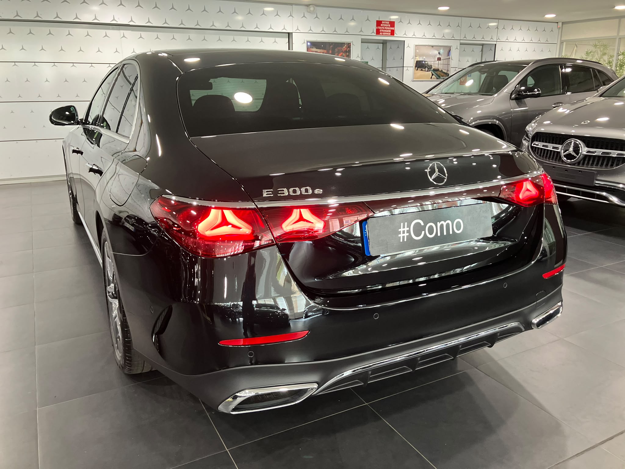 Mercedes-Benz Classe E 300 e Hybrid EQ 9G-Tronic AMG Line — photo 30