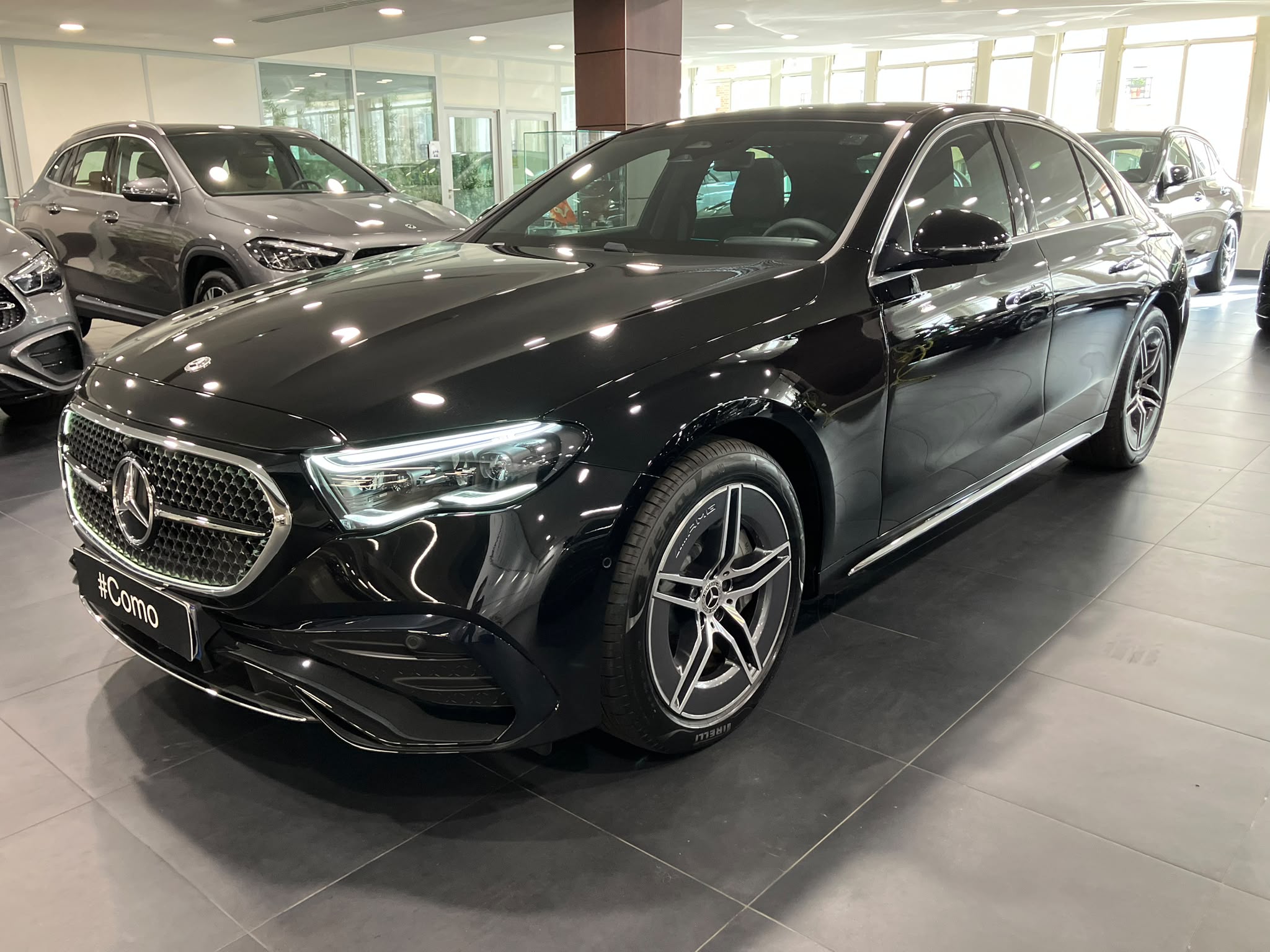 Mercedes-Benz Classe E 300 e Hybrid EQ 9G-Tronic AMG Line — photo 32