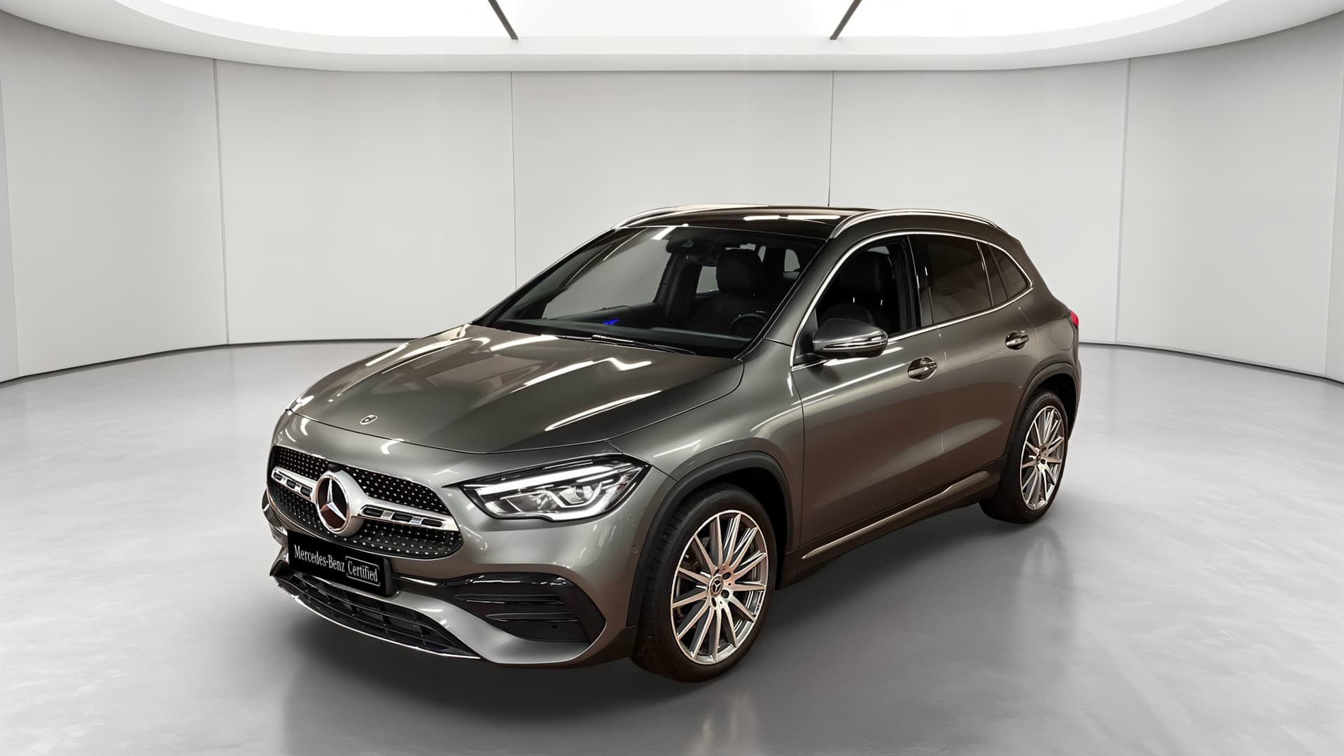 Mercedes-Benz GLA 200 d 8G-DCT AMG Line — 3/4 avant gauche