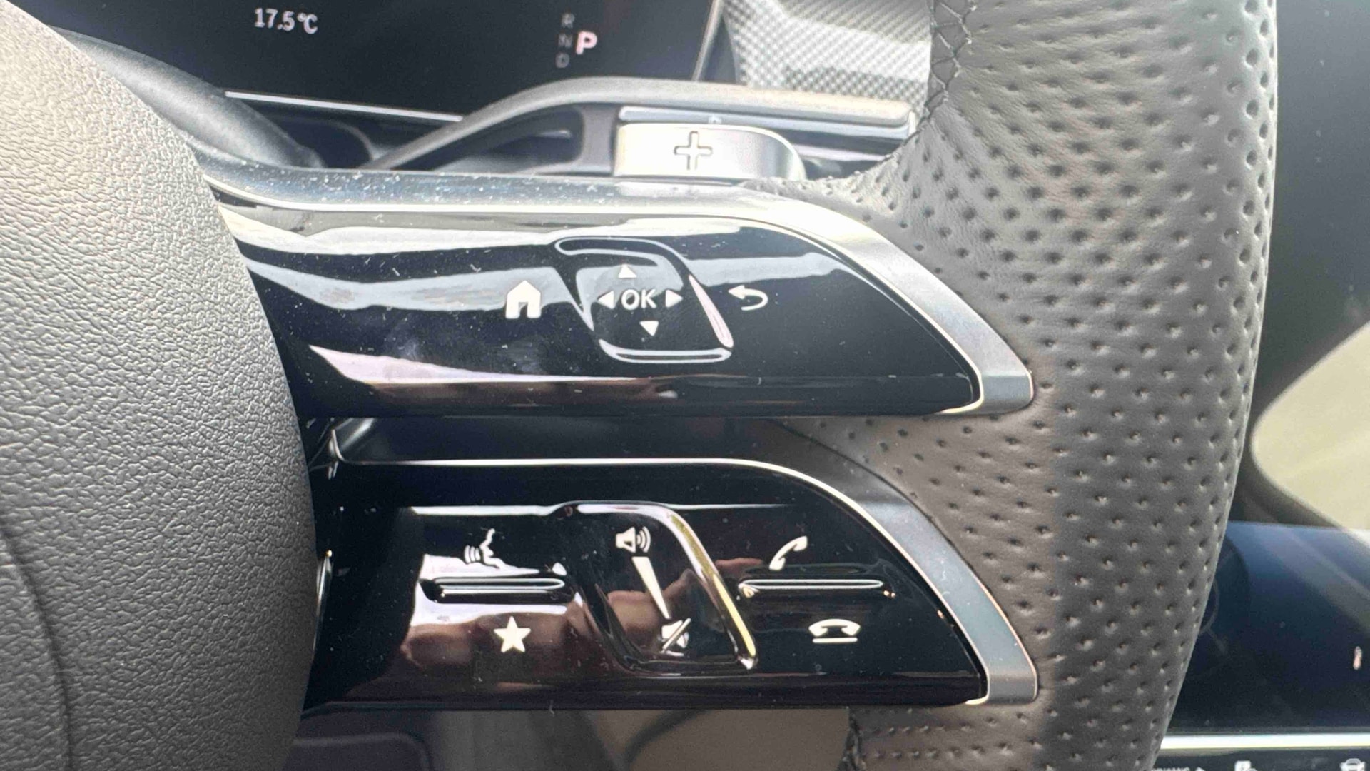 Mercedes-Benz GLC 200 d 4Matic AMG Line — photo 16