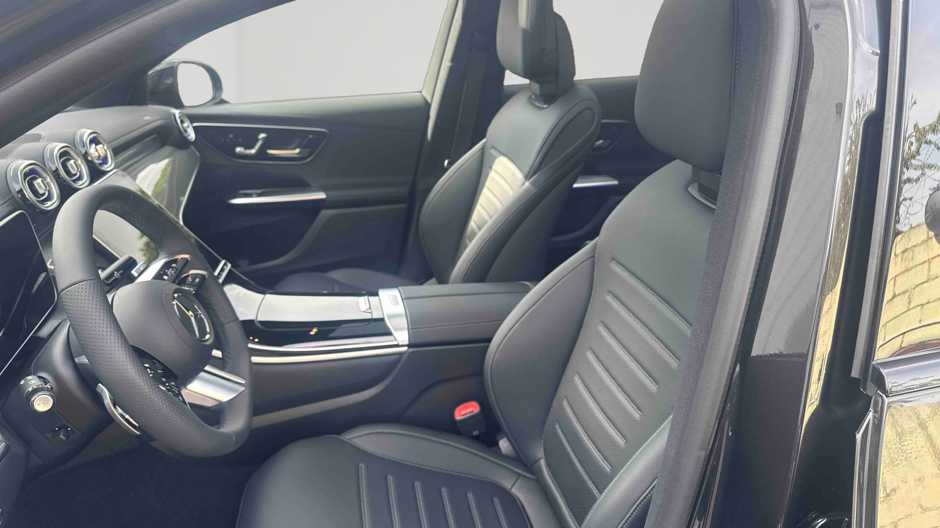 Mercedes-Benz GLC 200 d 4Matic AMG Line — Siège conducteur