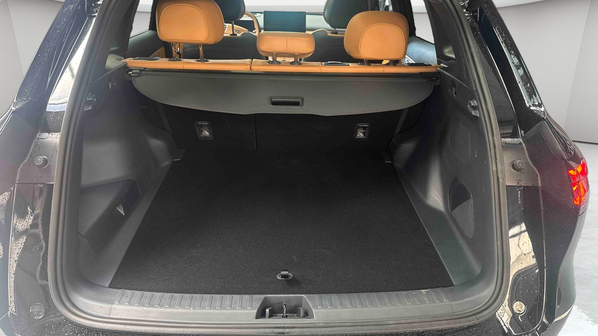 Geely Starray EM-i Max+ — Coffre