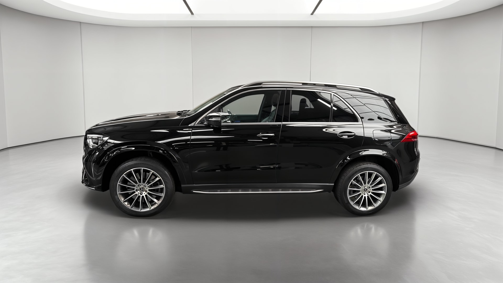 Mercedes-Benz GLE 400 e 9G-Tronic 4Matic AMG Line — Profil gauche