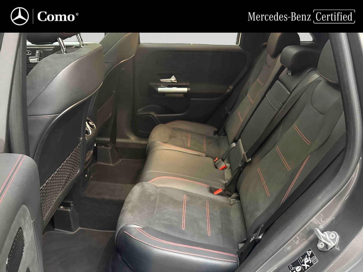 Mercedes-Benz Classe B 200 d 8G-DCT AMG Line Edition — Siège arrière gauche