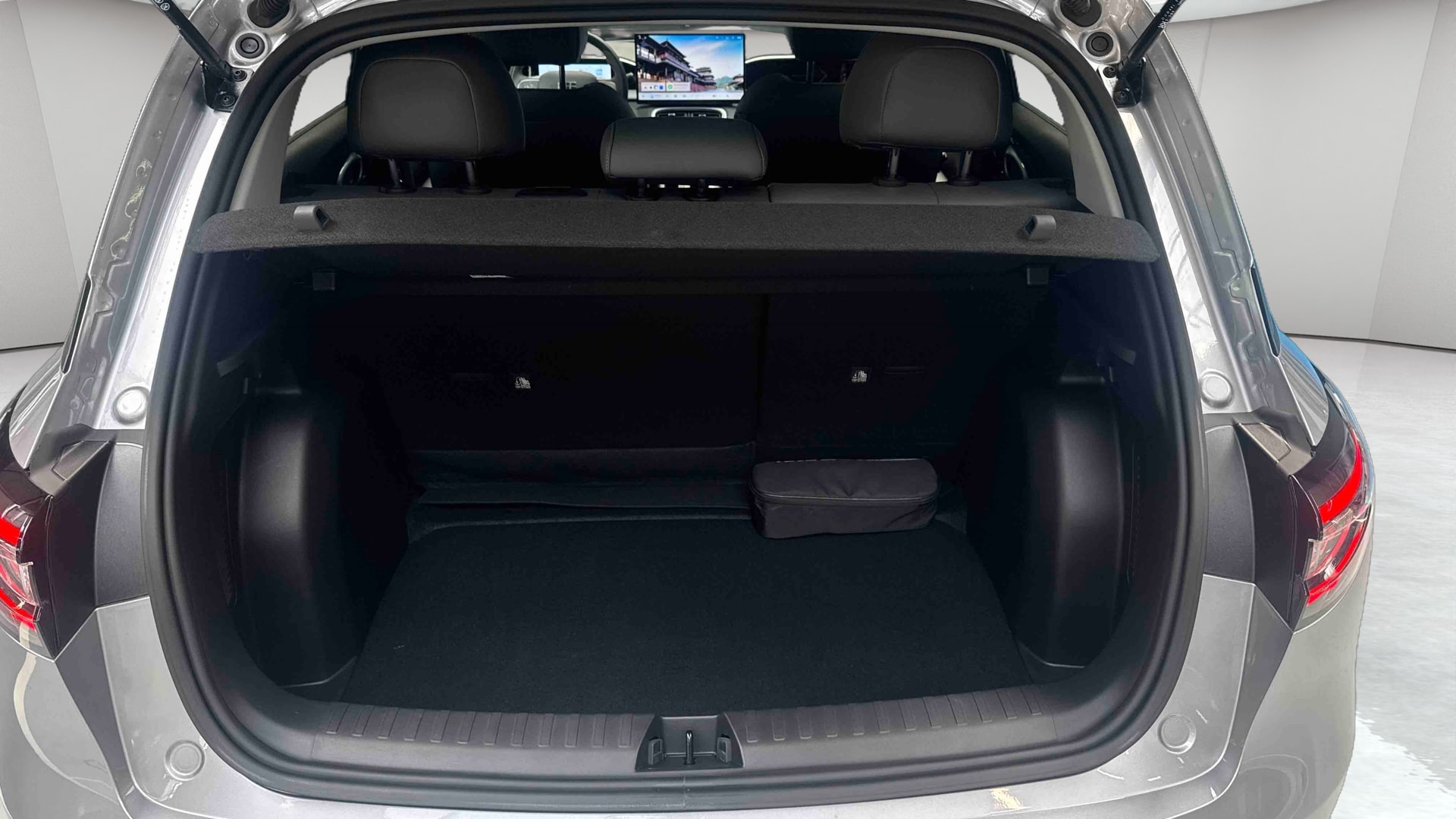Geely E2 Pro — Coffre