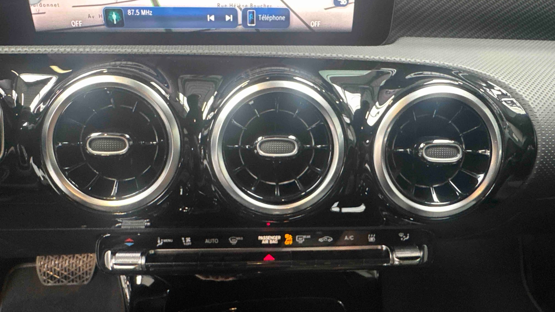 Mercedes-Benz Classe A 250 e Hybrid EQ Business Line — photo 20