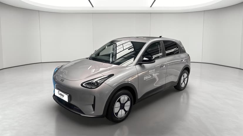 Geely E2 Pro — 3/4 avant gauche