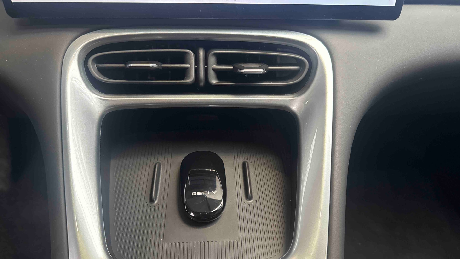 Geely E2 Max+ — photo 20