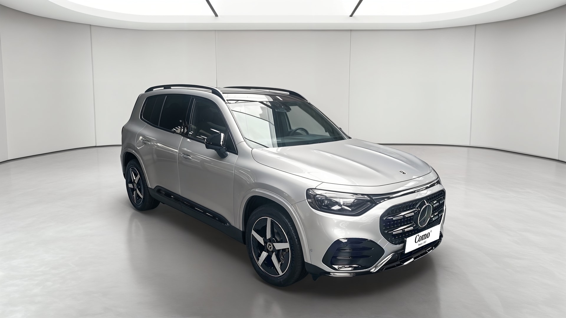 Mercedes-Benz GLB 200 AMG Line — 3/4 avant droit