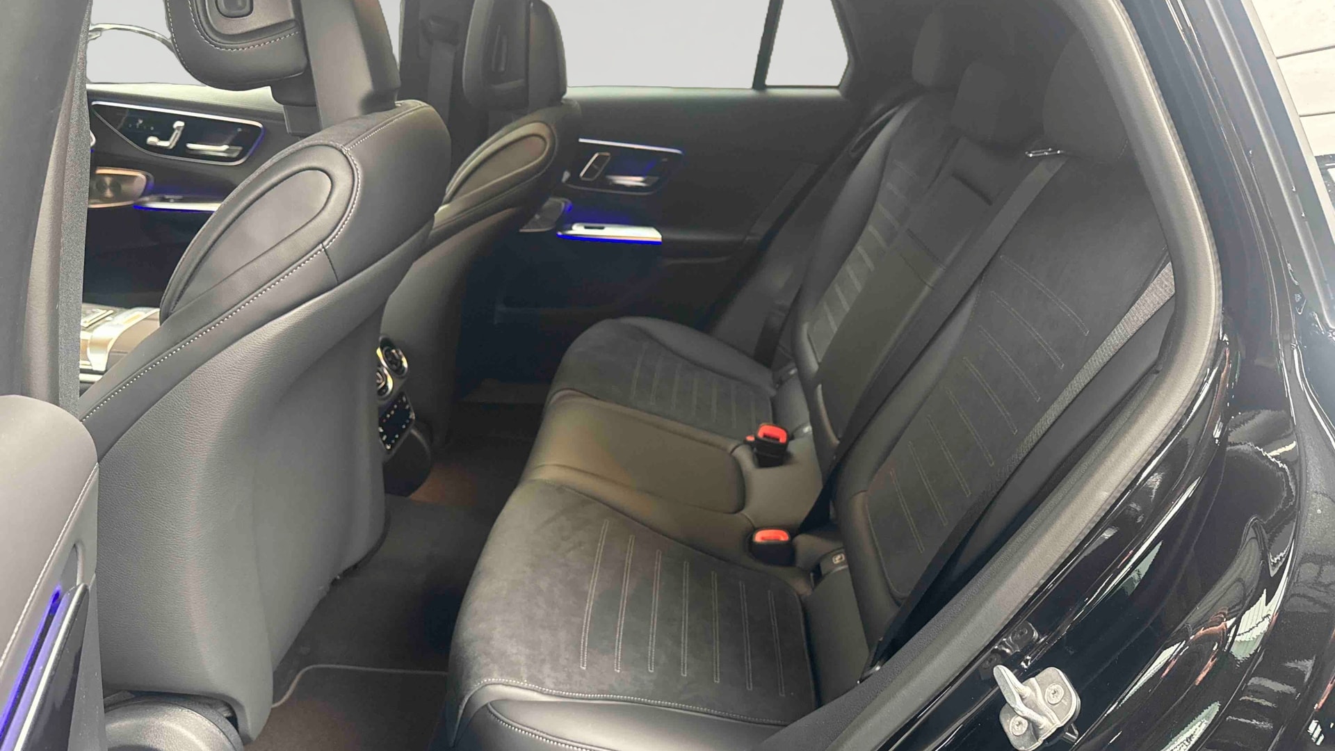 Mercedes-Benz GLC Coupe 220 d 4Matic AMG Line — Siège arrière gauche