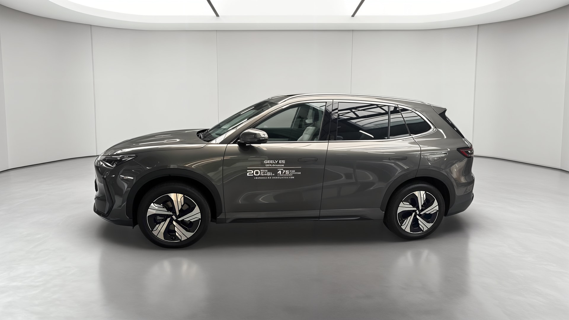 GEELY E5 Max+ — Profil gauche