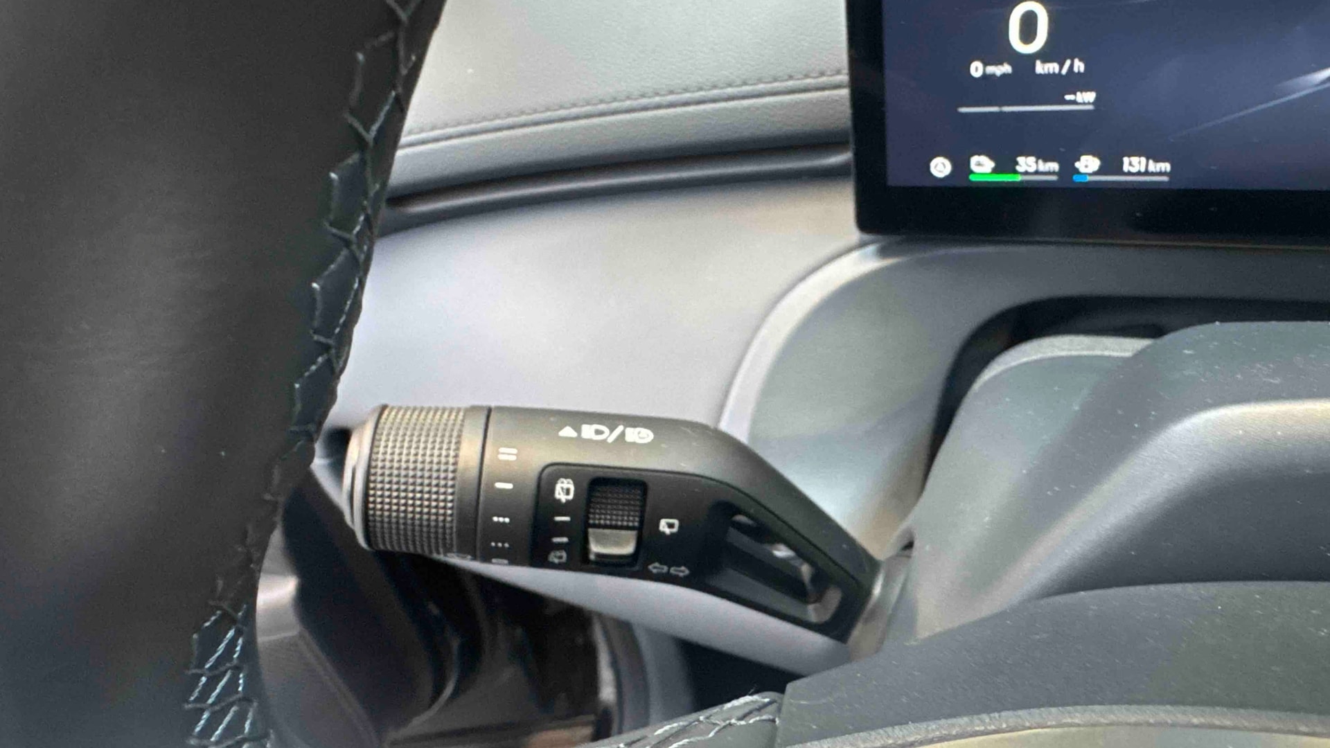 GEELY Starray EM-i Pro — photo 18