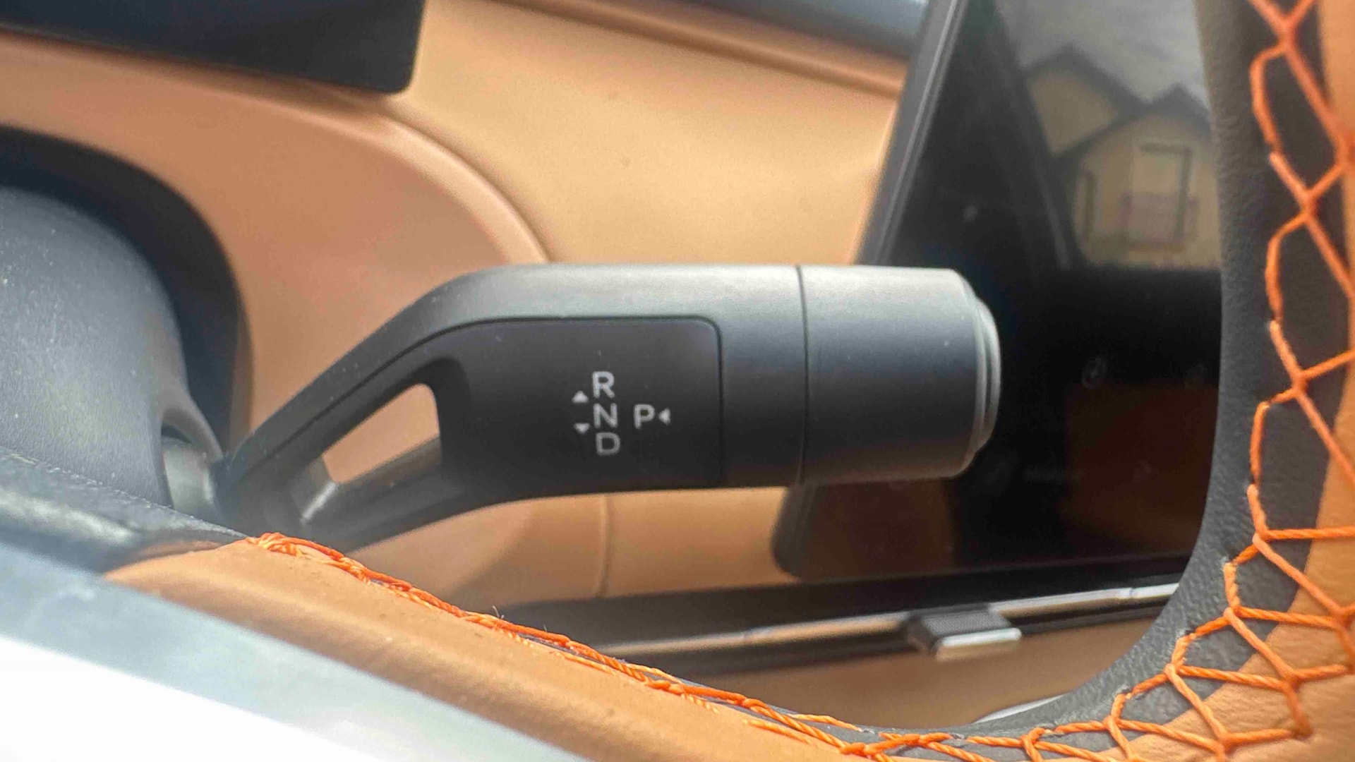 Geely Starray EM-i Max+ — photo 21