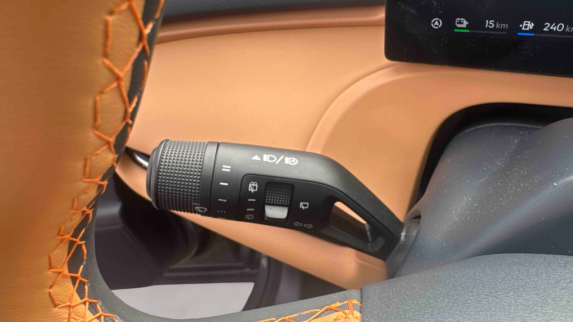 Geely Starray EM-i Max+ — photo 18
