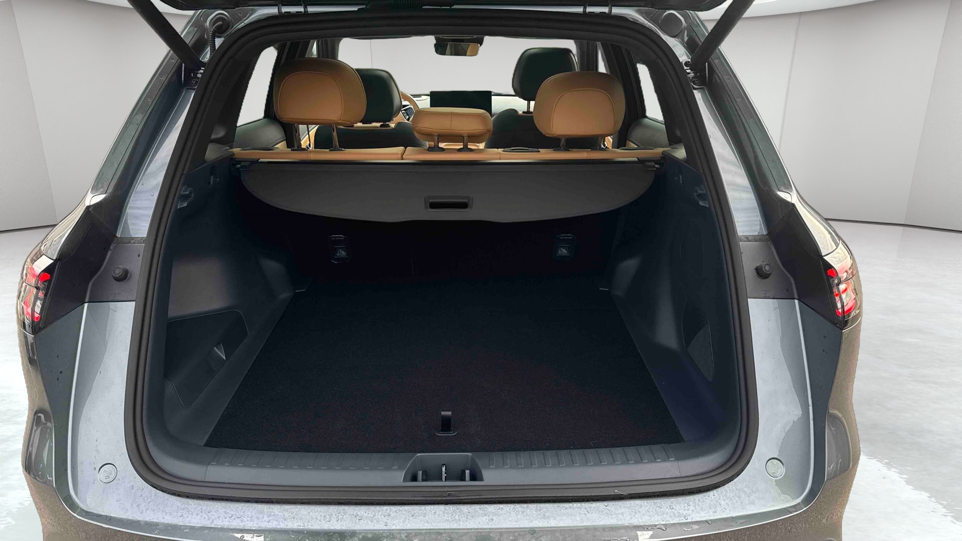Geely Starray EM-i Max+ — Coffre