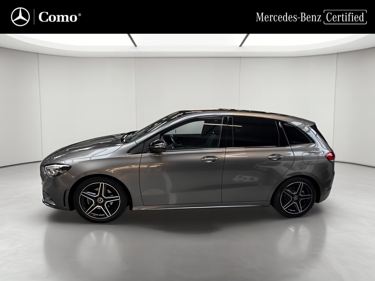 Mercedes-Benz Classe B 200 7G-DCT AMG Line Edition — Profil gauche
