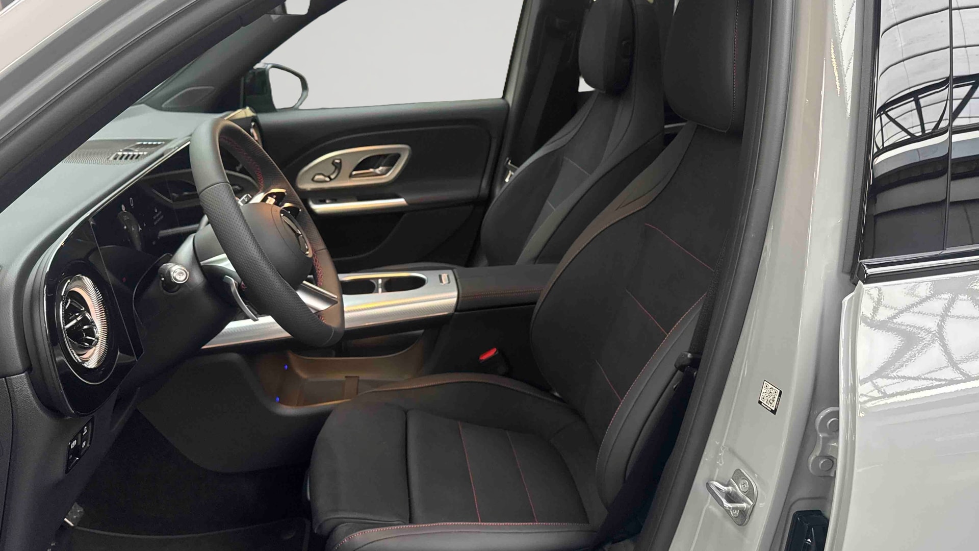 Mercedes-Benz GLB 250+ electrique AMG Line — Siège conducteur