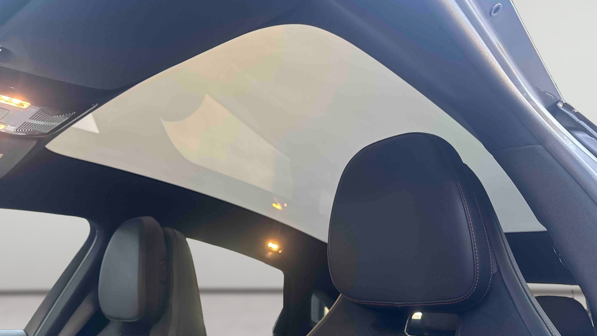 Mercedes-Benz Classe C 400 Electrique 4M AMG Line — photo 22