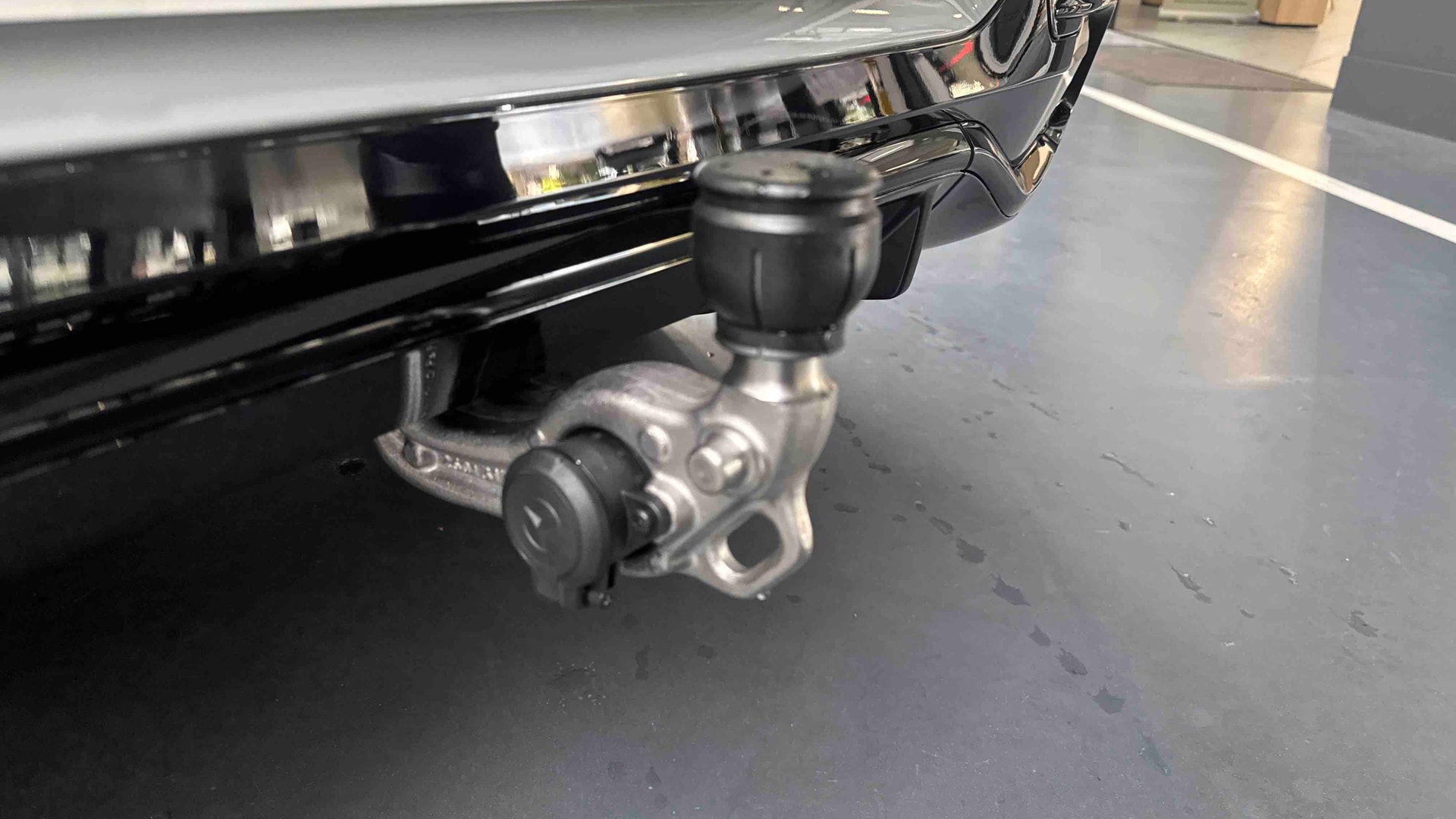 Mercedes-Benz GLB 250+ electrique AMG Line — photo 24