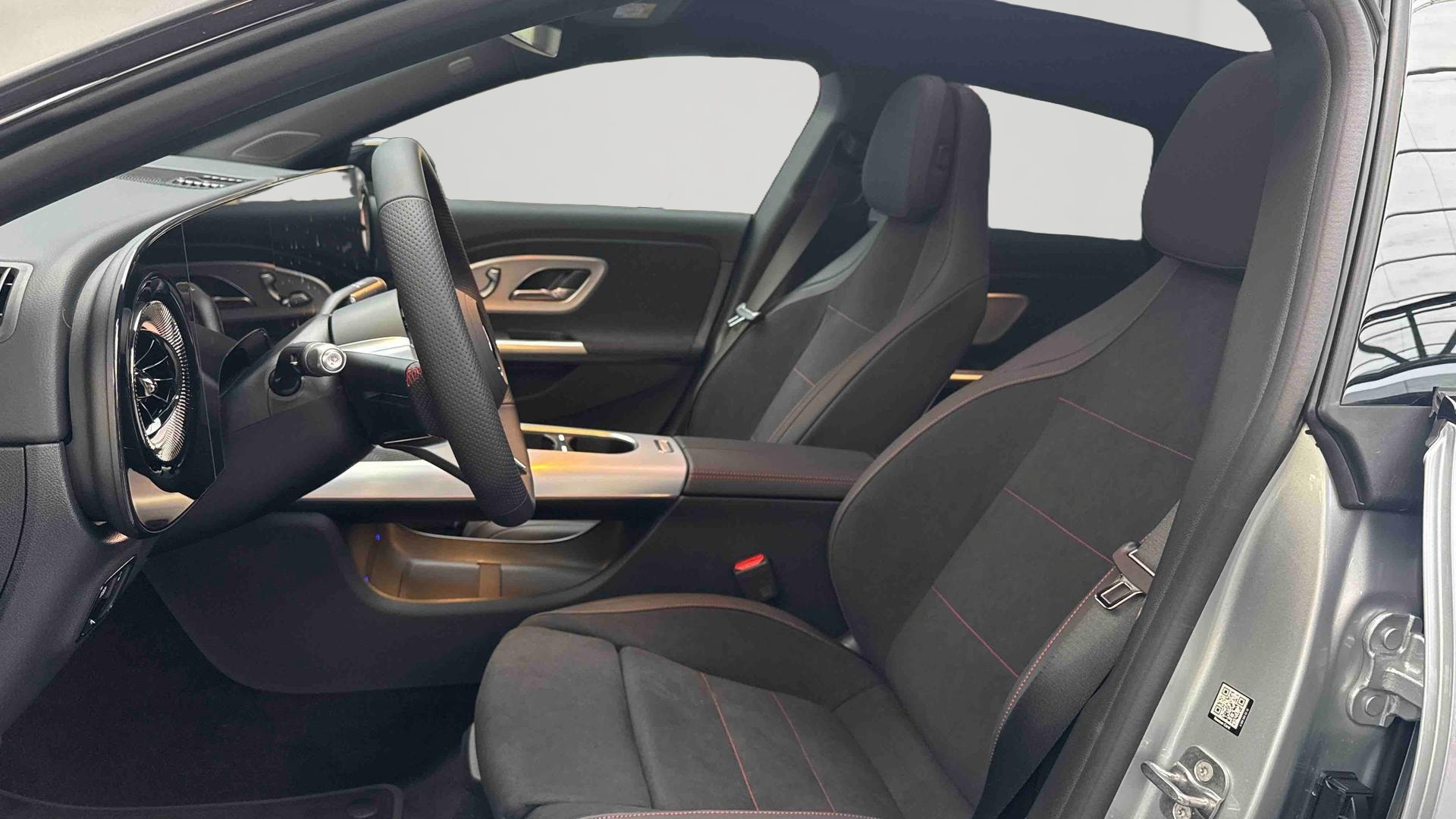 Mercedes-Benz CLA Shooting Brake 250+ avec technologie EQ AMG Line — Siège conducteur