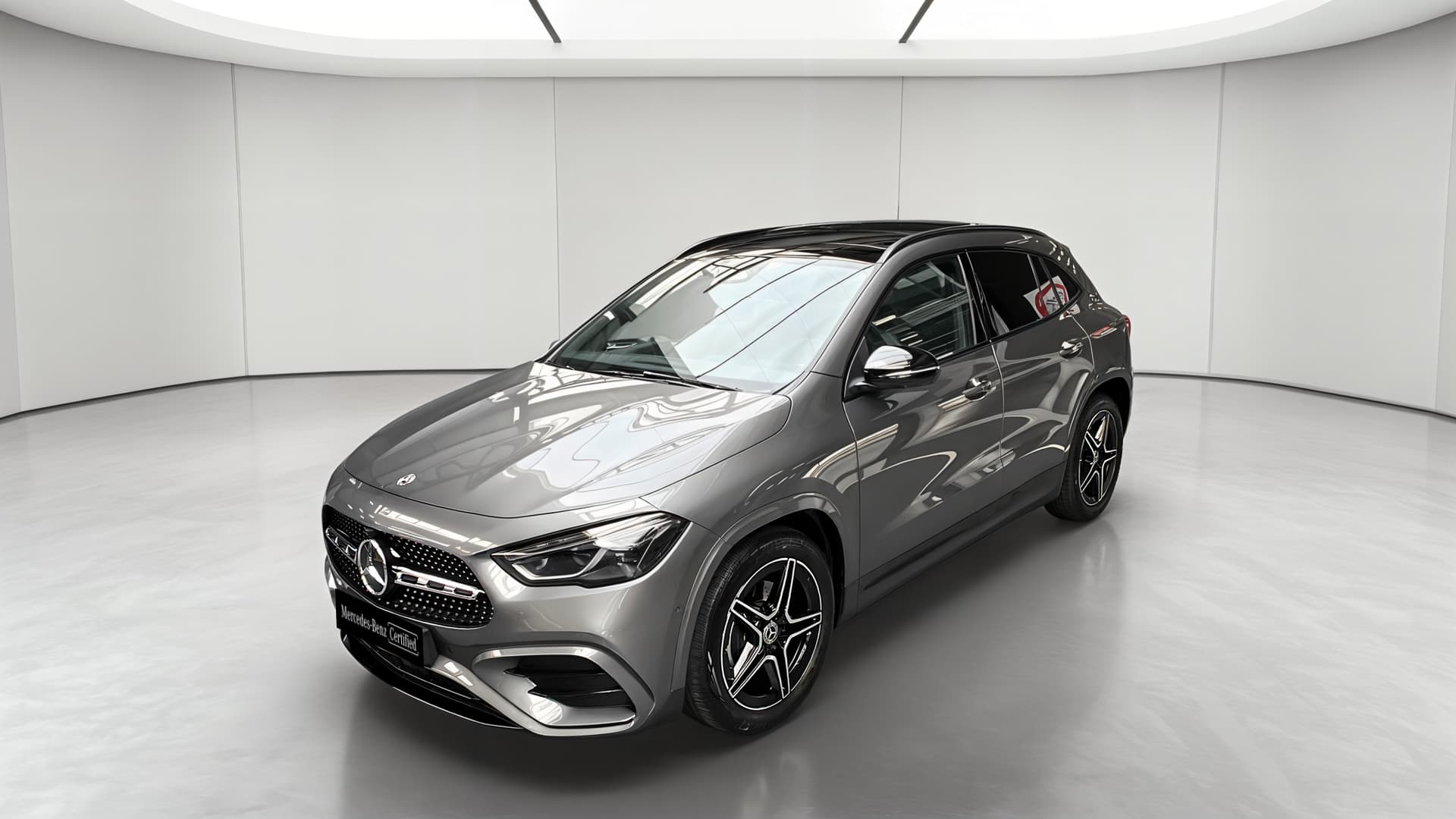 Mercedes-Benz GLA 200 d 8G-DCT AMG Line — 3/4 avant gauche