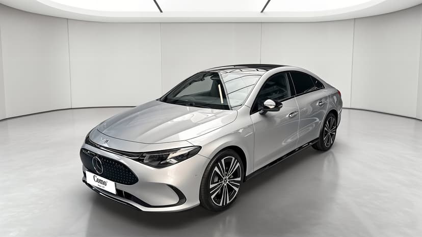 Mercedes-Benz CLA 250+ avec technologie EQ Business Edition — 3/4 avant gauche