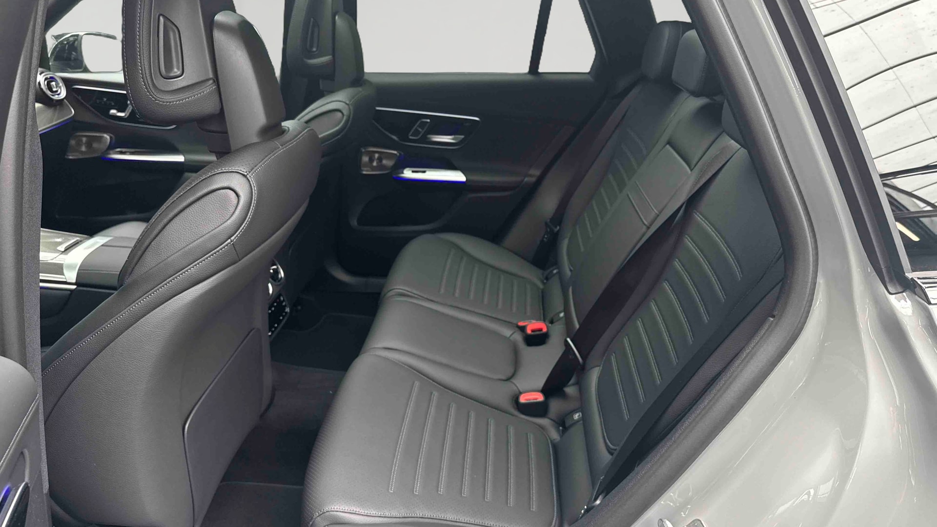 Mercedes-Benz GLC 220 d 4Matic AMG Line — Siège arrière gauche