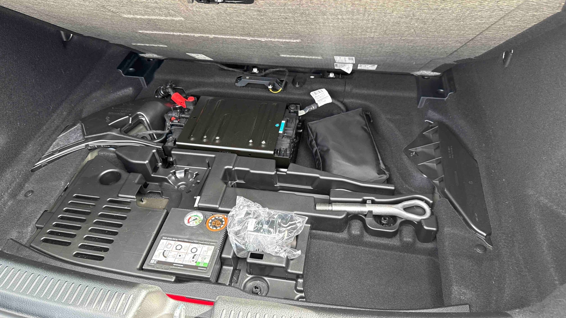 Mercedes-Benz Classe A 180 AMG Line — photo 20