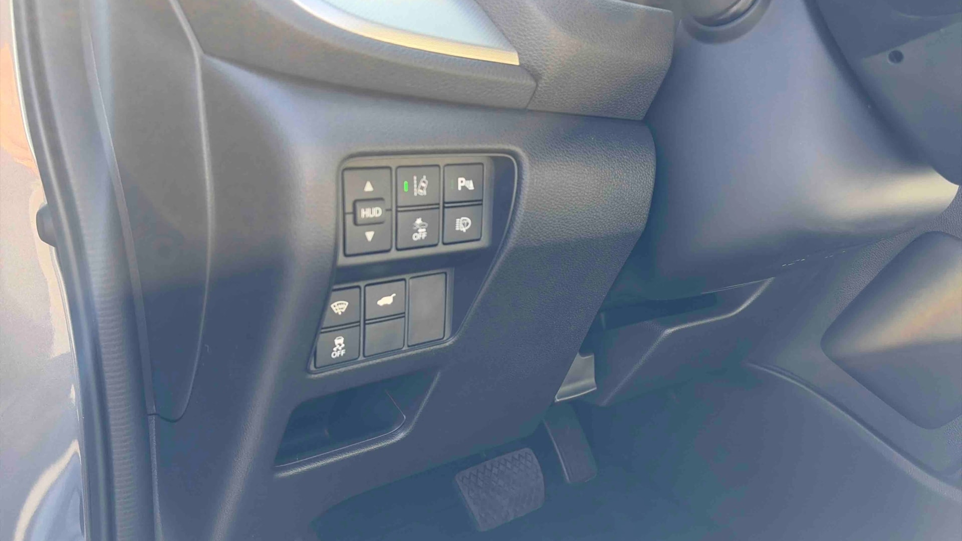 Honda CR-V e:HEV 2.0 i-MMD 2WD Exclusive — photo 18