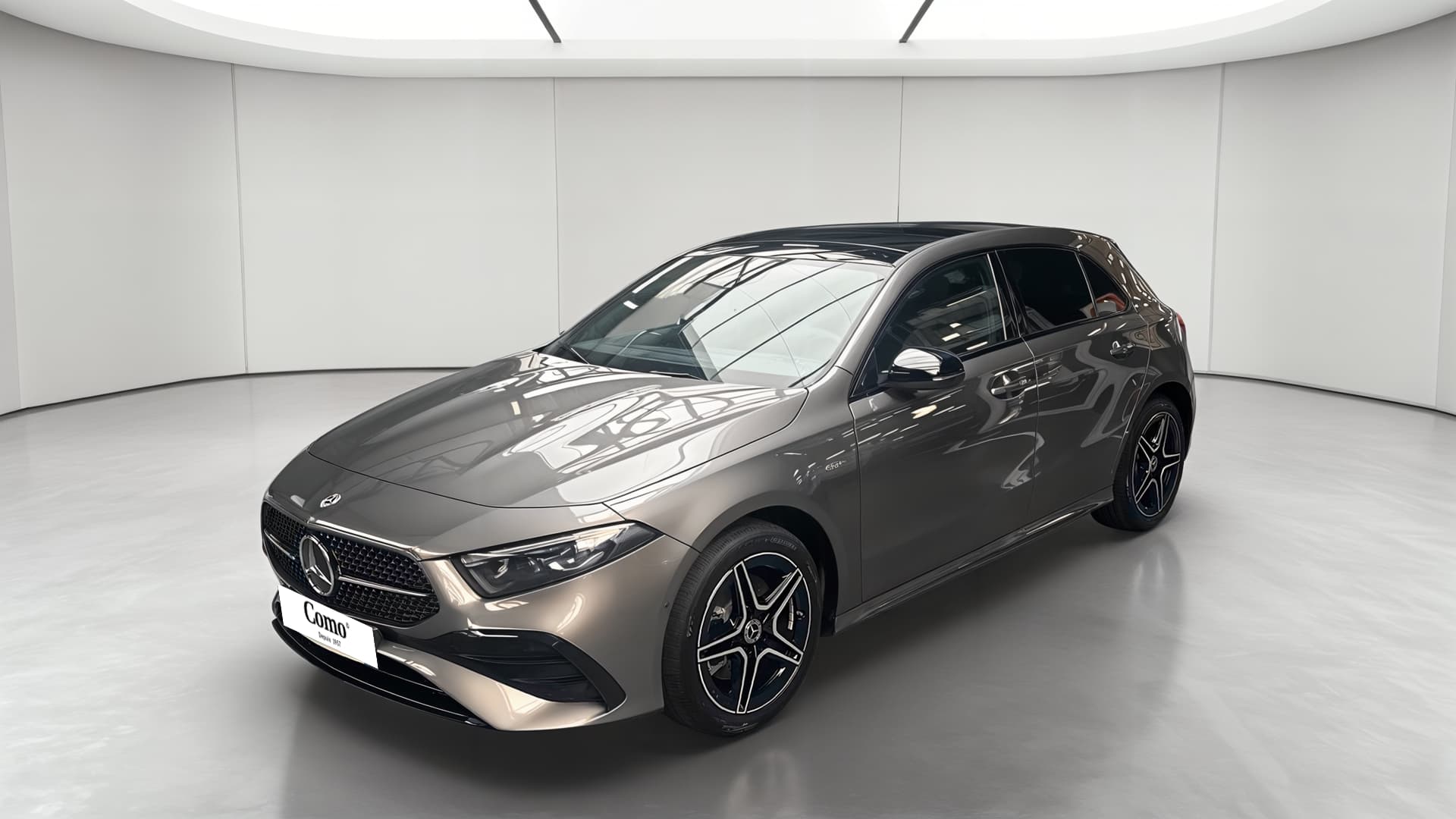 Mercedes-Benz Classe A 250 e Hybrid EQ AMG Line — 3/4 avant gauche