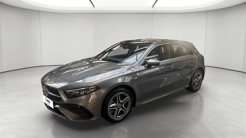 Mercedes-Benz Classe A 250 e Hybrid EQ Edition 140 — 3/4 avant gauche