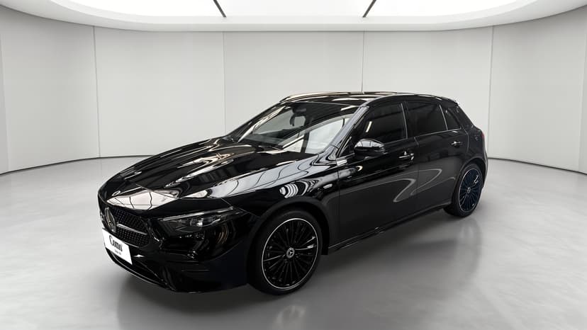 Mercedes-Benz Classe A 250 e Hybrid EQ Edition 140 — 3/4 avant gauche