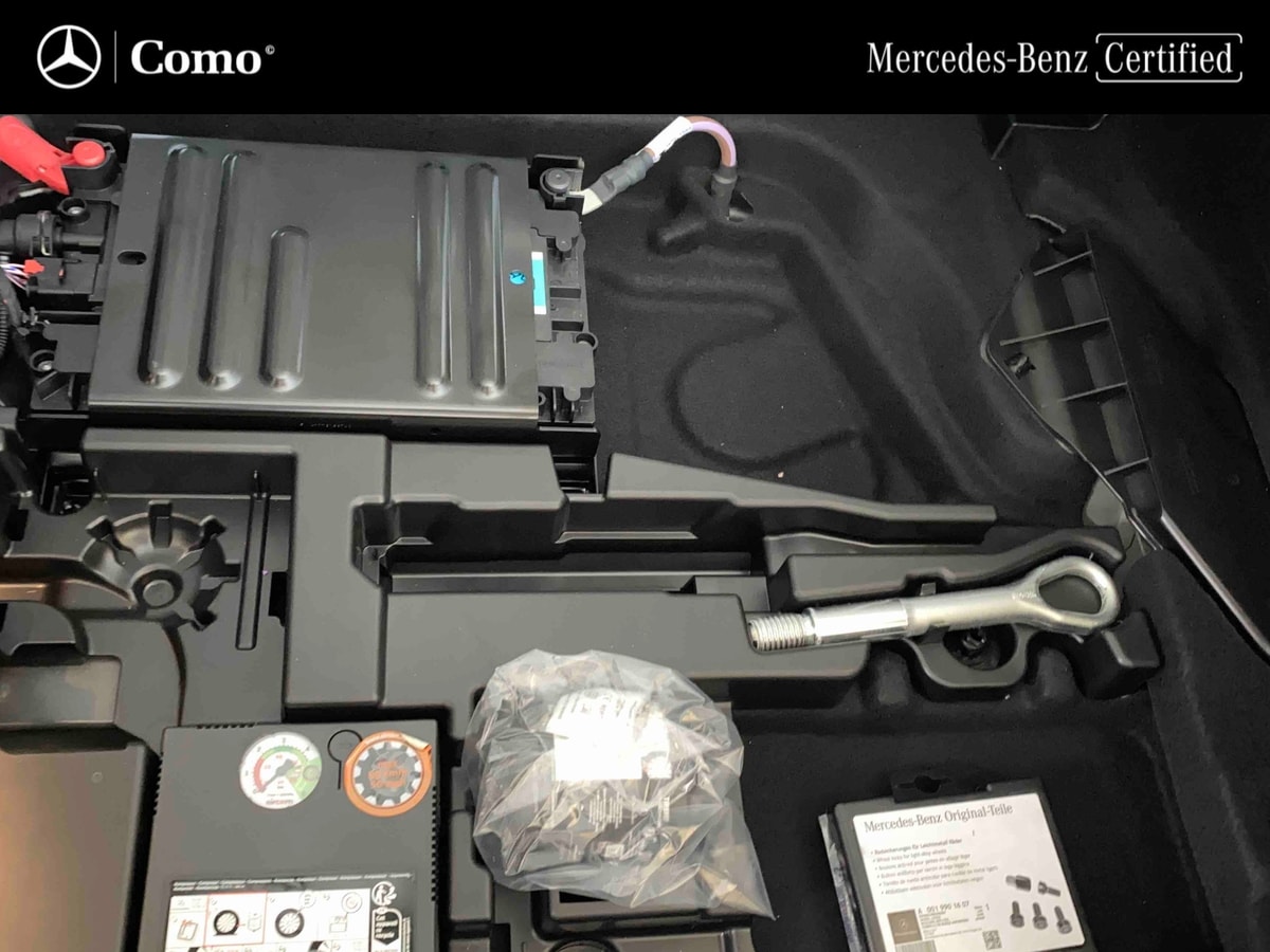 Mercedes-Benz Classe A 180 AMG Line — Roue de secours