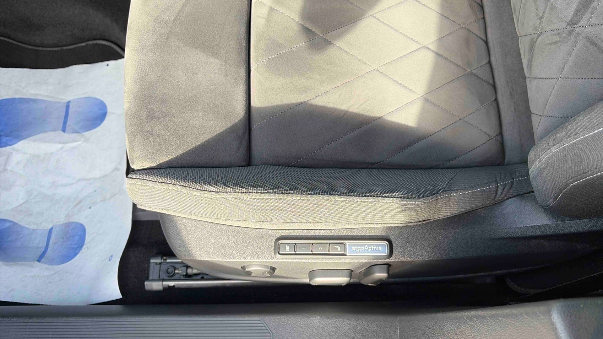 Volkswagen Golf 1.5 eTSI OPF 150 DSG7 Style 1st — photo 19