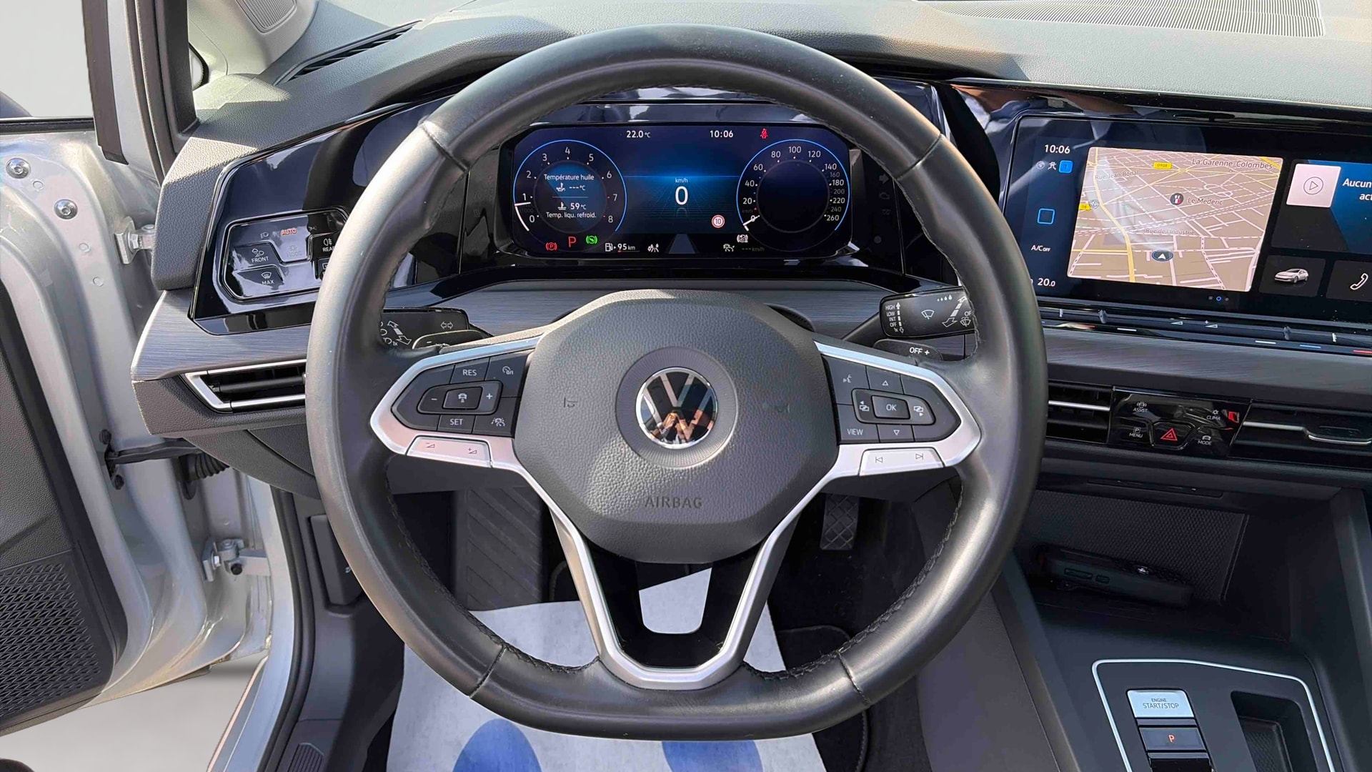 Volkswagen Golf 1.5 eTSI OPF 150 DSG7 Style 1st — Poste de pilotage