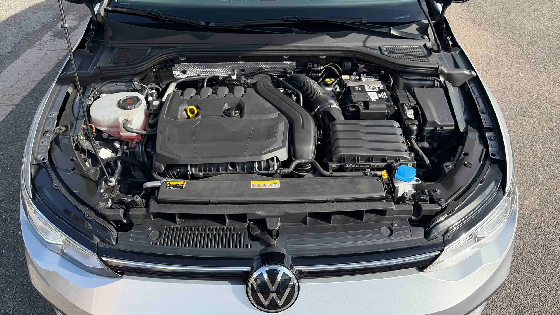 Volkswagen Golf 1.5 eTSI OPF 150 DSG7 Style 1st — photo 27