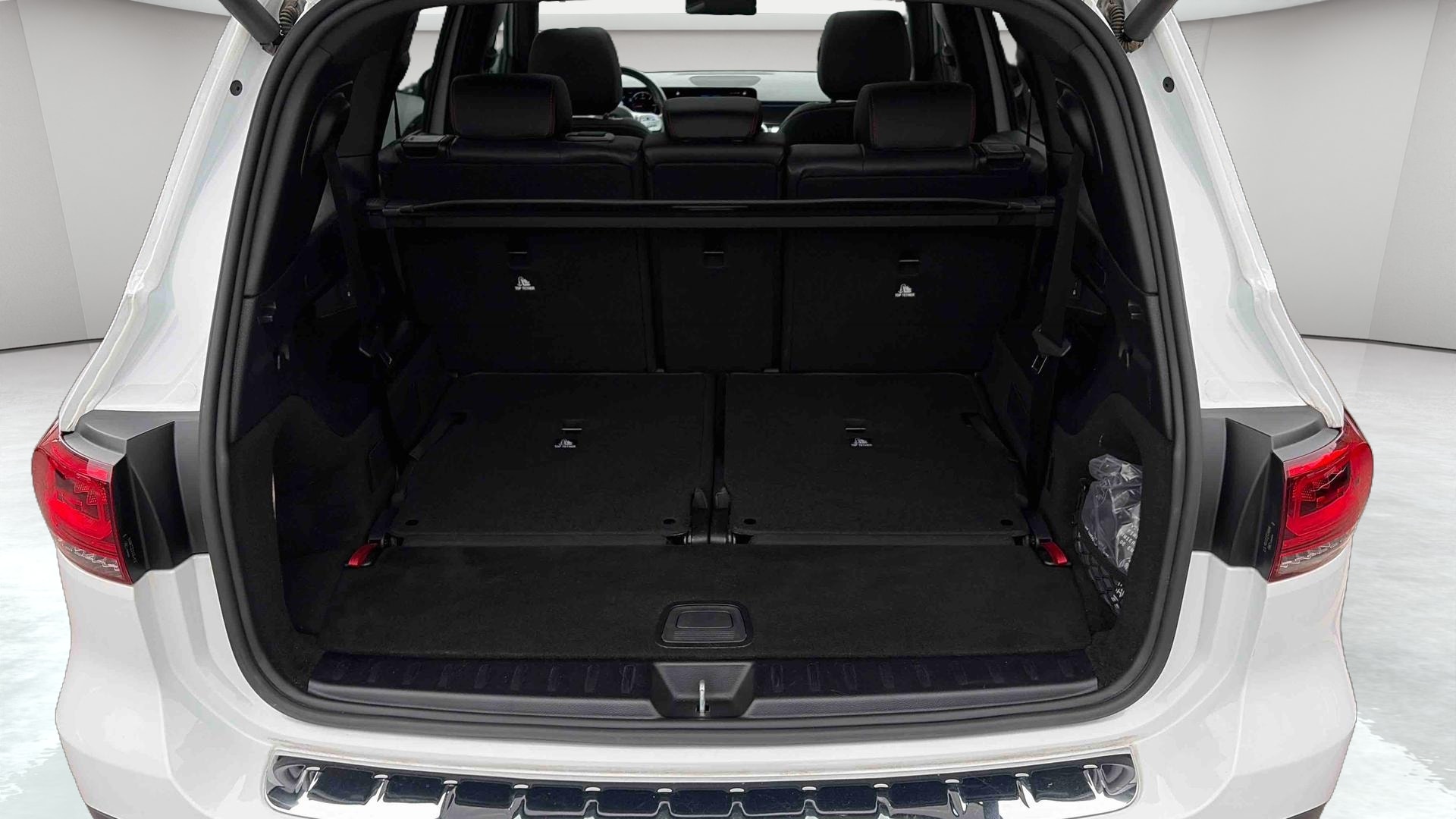 Mercedes-Benz GLB 200 d 8G-DCT AMG Line — Coffre