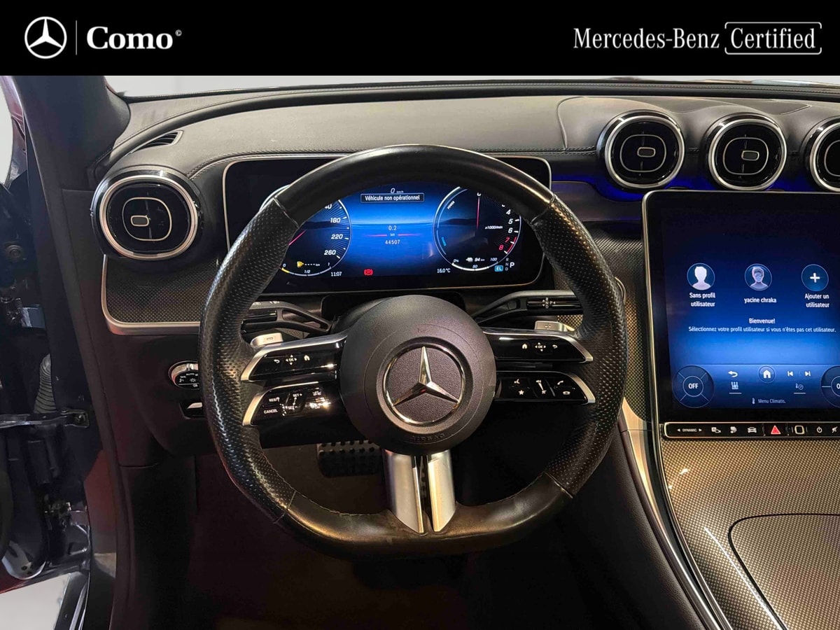 Mercedes-Benz GLC Coupe 300 e 9G-Tronic 4Matic AMG Line — Poste de pilotage
