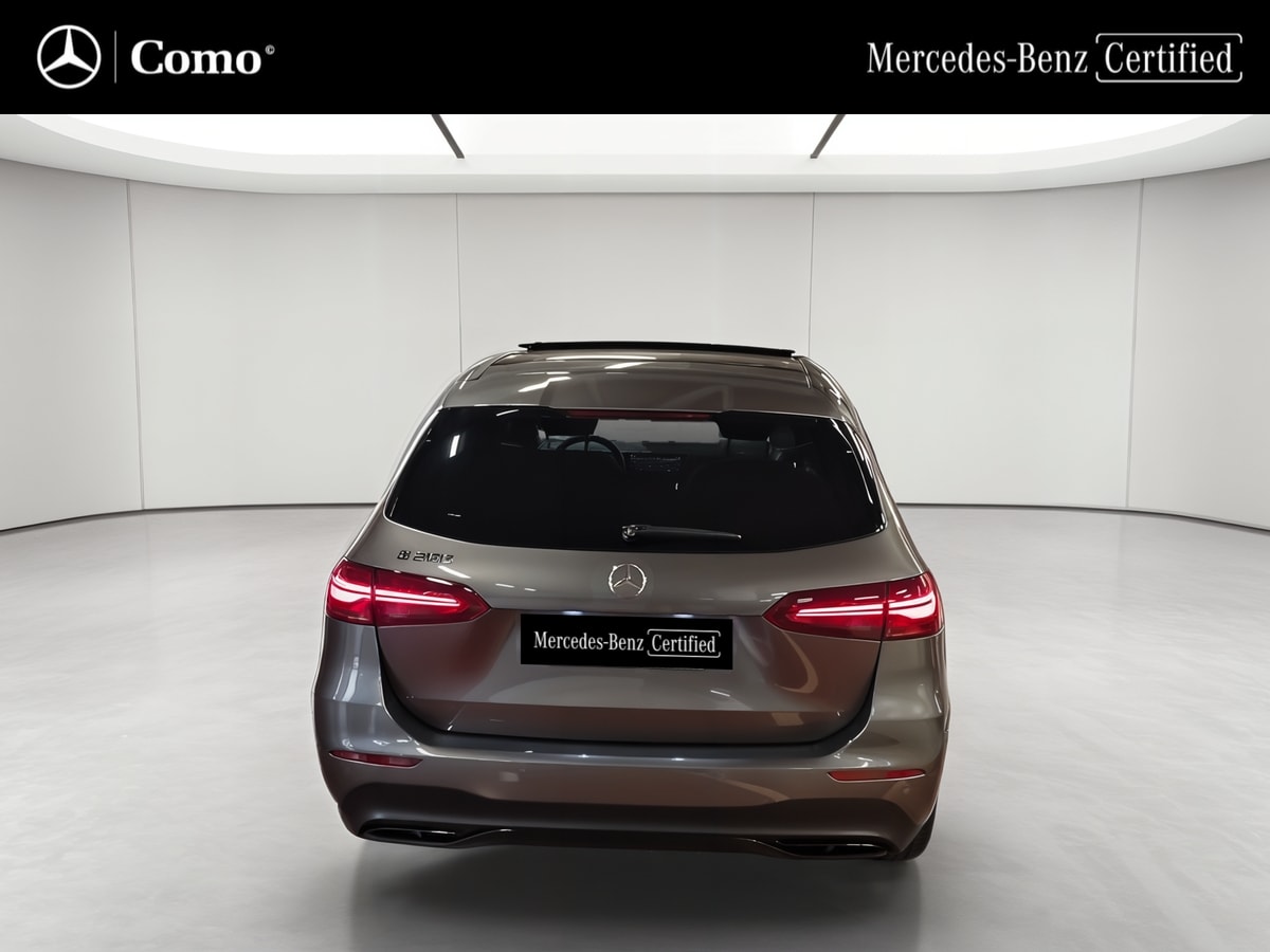 Mercedes-Benz Classe B 200 7G-DCT Progressive Line — Face arrière
