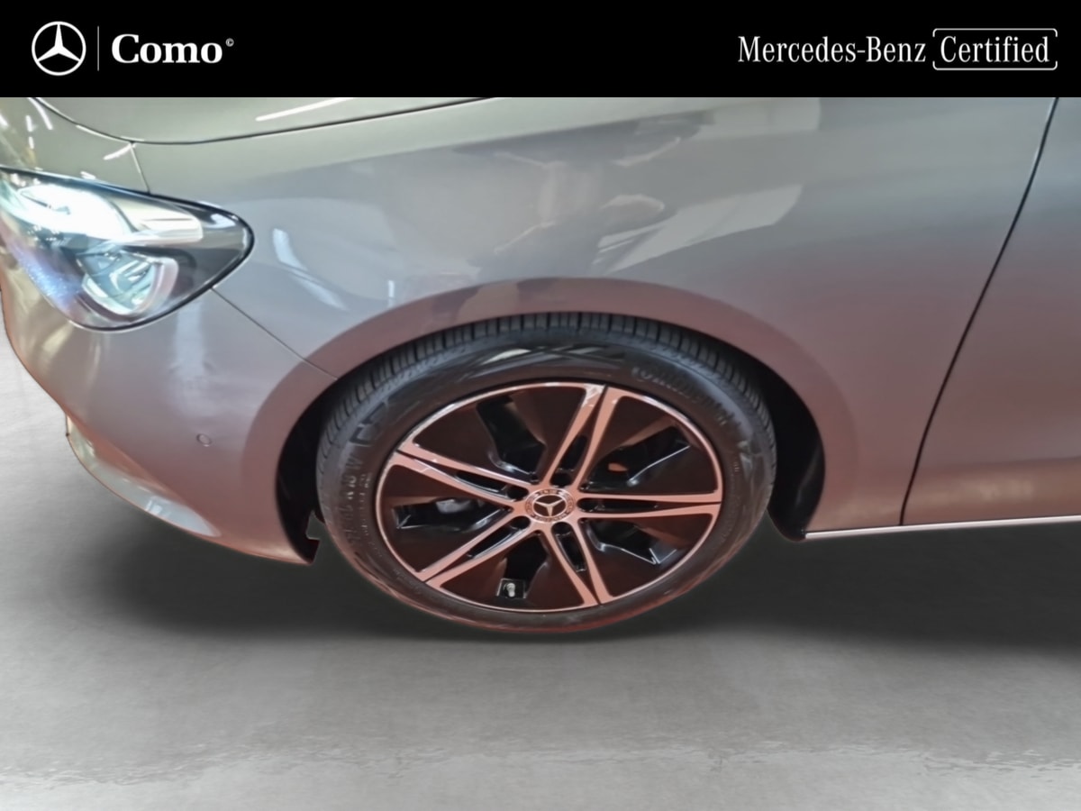 Mercedes-Benz Classe B 200 7G-DCT Progressive Line — Pneu avant gauche